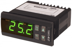Контроллер ir32 для климатической техники, 1 вход для датчика 0.5-1В пост., 1 реле, питание 110/230 В, перем., звуковой сигнал, монтаж в панель
