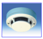 Фотоэлектрический детектор дыма, 15-32 VDC , 6.5мА max (при 24 VDC ), 2 декадных переключателя, 2 светодиодных индикатора, -30°С...+80°С