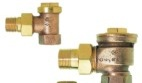 Запорный клапан для однотрубных систем Veramax (V2430, V2440), РN10, 130 оС, красная бронза, DN15 мм, Kvs 7, 1/2 дюйм, угловой