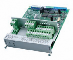 Коммуникационный модуль, два последовательных порта, конфигурируемые как RS232, RS485 (EXOline) или hlEXOline.
